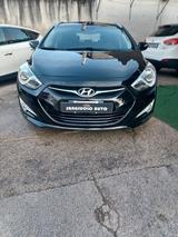 Hyundai i40 Wagon 1.7 CRDi 115CV Comfort - Hyundai i40: Comfort