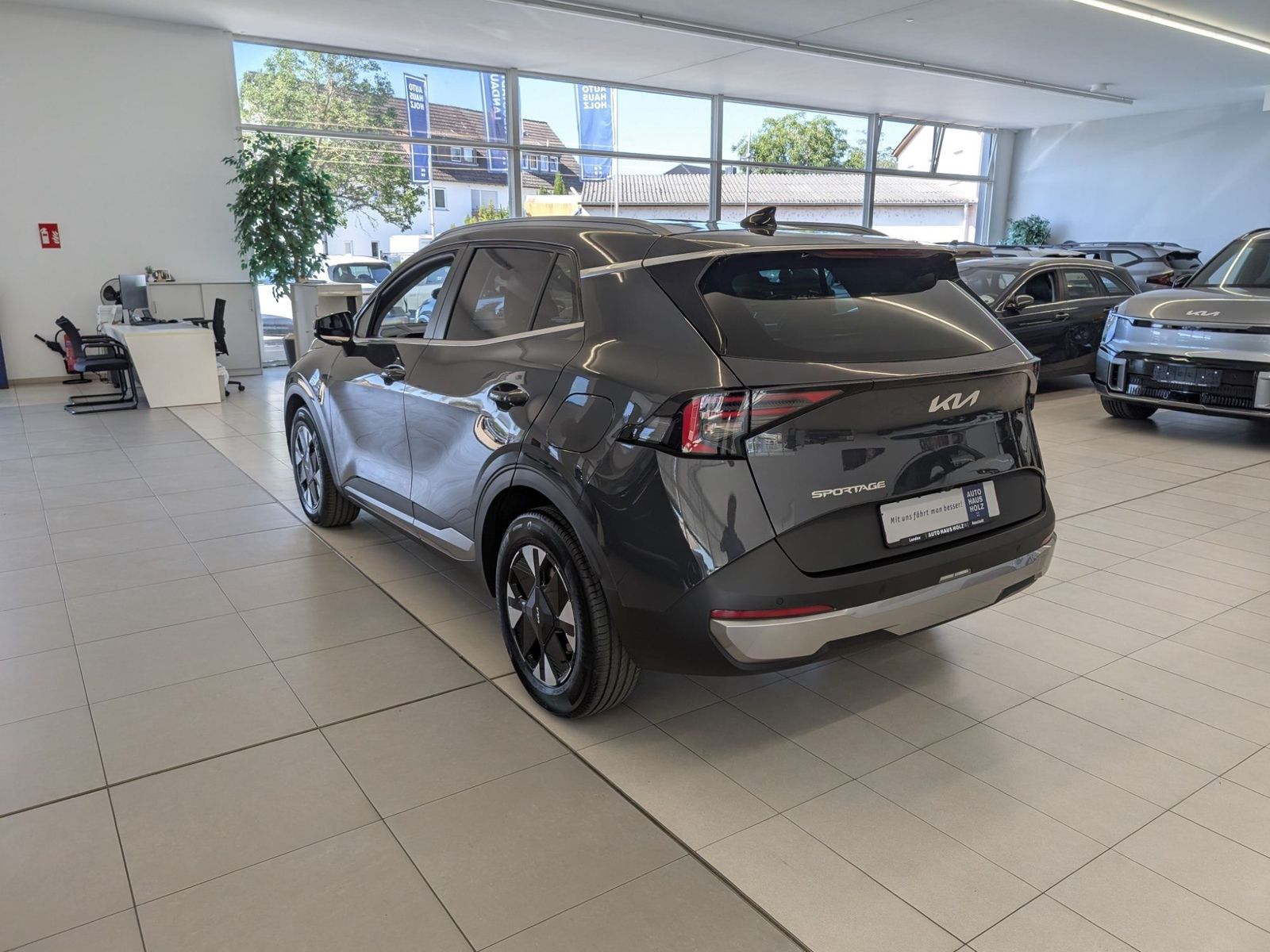 KIA Sportage 1.6 T-GDI 2WD DCT7 Vision Komfort – Bild 2