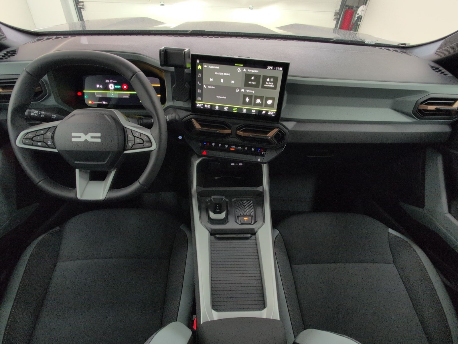 DACIA Bigster Extreme Hybrid 155 Zweifarblackierung – Bild 16