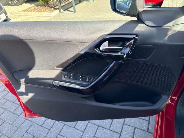 Peugeot 208 Active