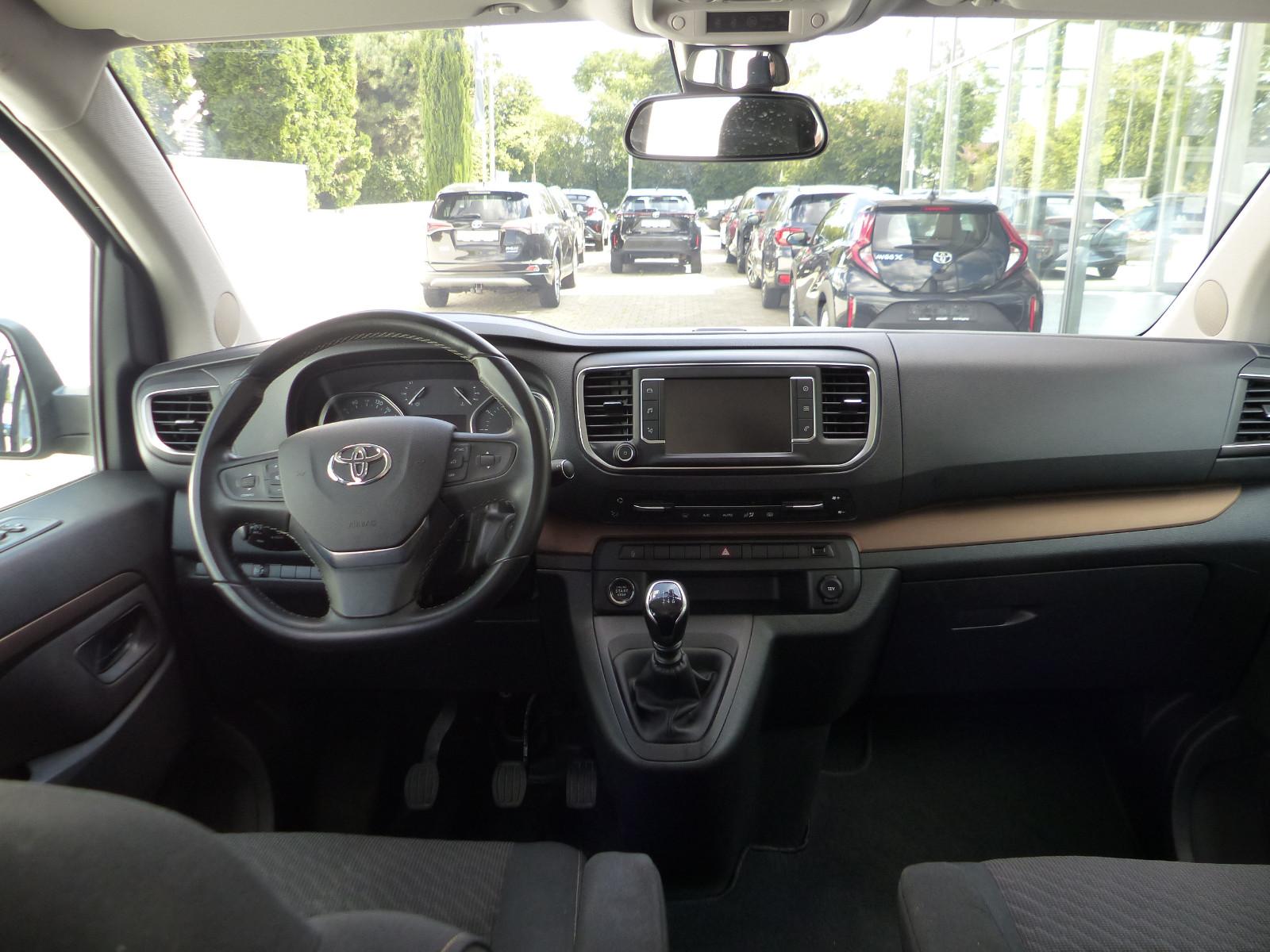 Toyota Proace Verso 2.0D L1 TeamD Navi SHZ 8Sitze Alu