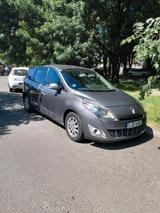 Renault reault scenic grand - Renault Grand Scenic aus 2009