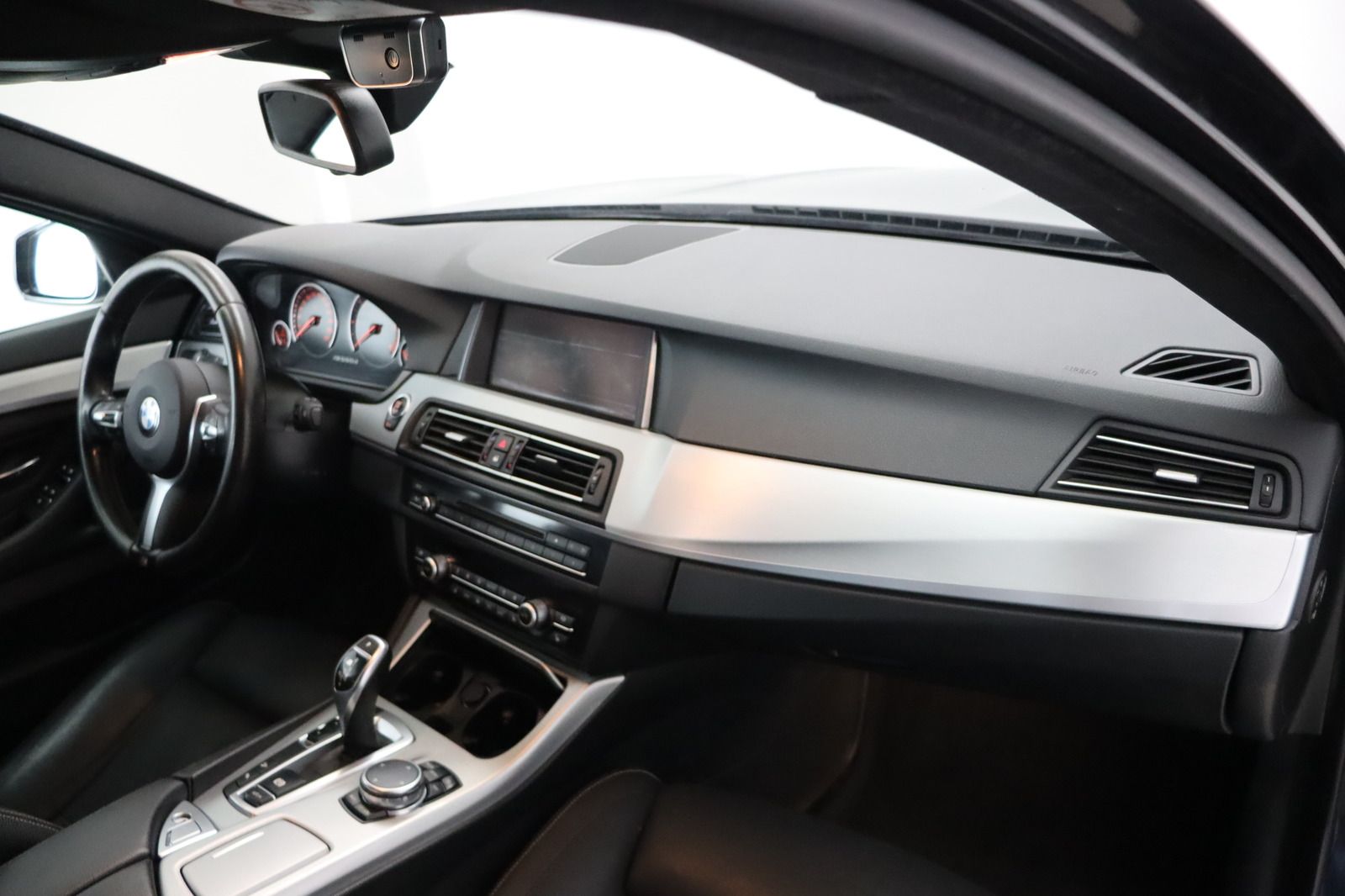 Fahrzeugabbildung BMW M550 d Touring xDrive * HUD * Leder