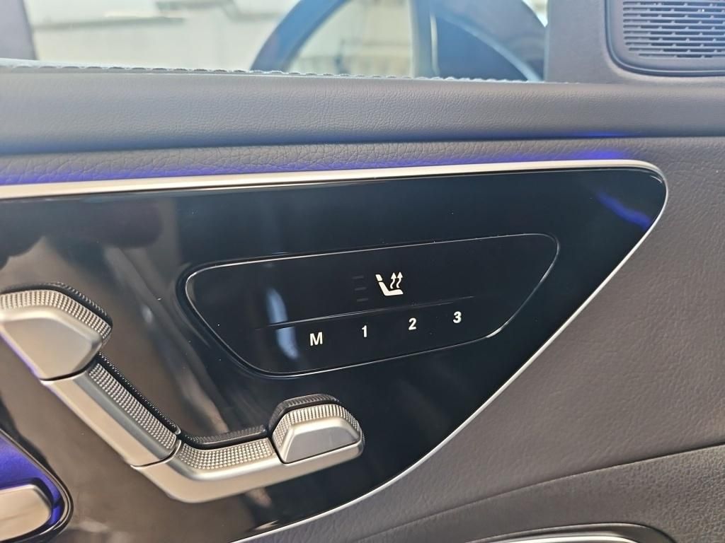 Fahrzeugabbildung Mercedes-Benz C 300 e T +EDITION-AMG+AHK+WINTER+DIGITAL+SOUND+