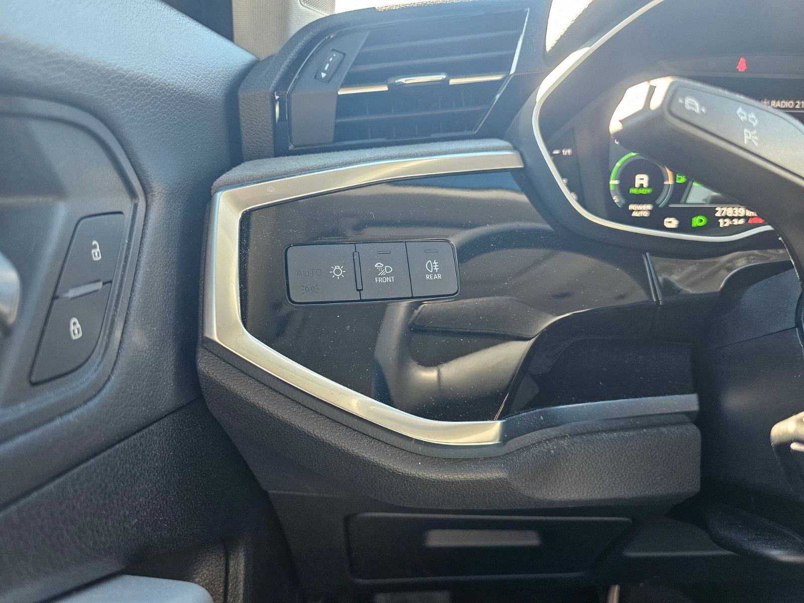 Audi Q3 45 1.4 TFSI e basis *AHK*LED foto 13
