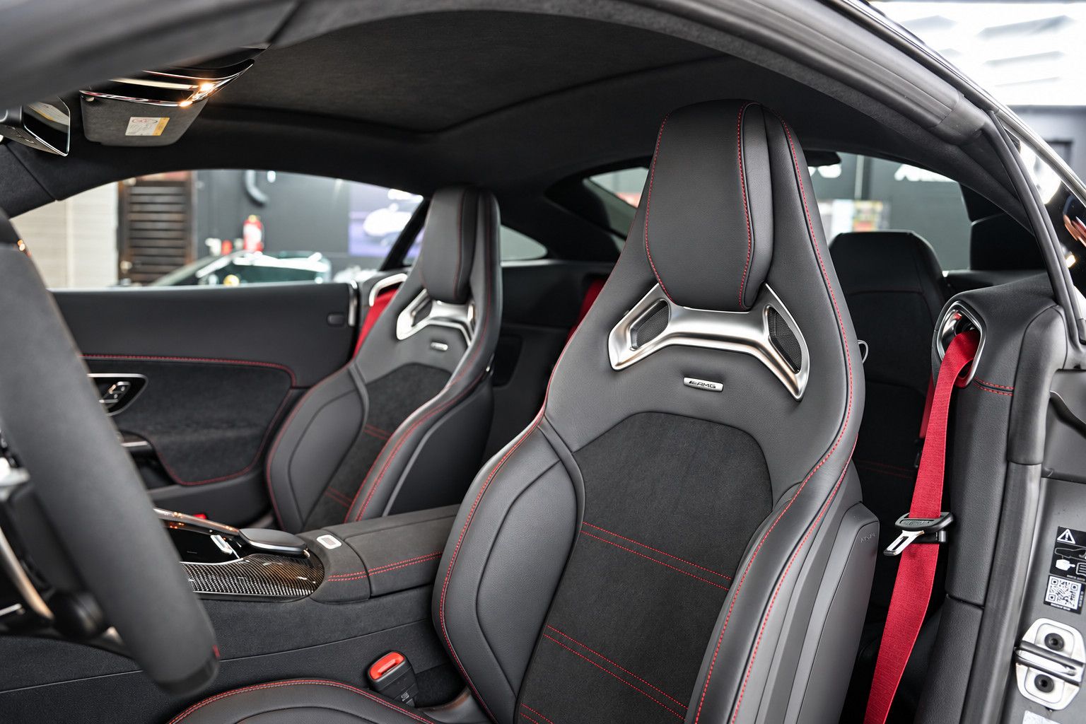 Fahrzeugabbildung Mercedes-Benz AMG GT 63 4Matic *AeroKit*Keramik*SchalenSitze*