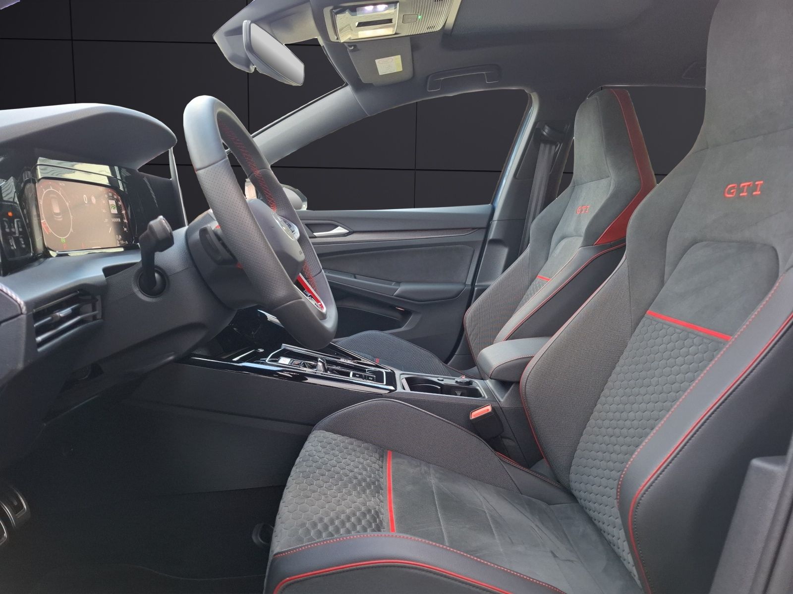 Fahrzeugabbildung Volkswagen Golf VIII GTI Clubsport DSG Matrix Navi AID Pano