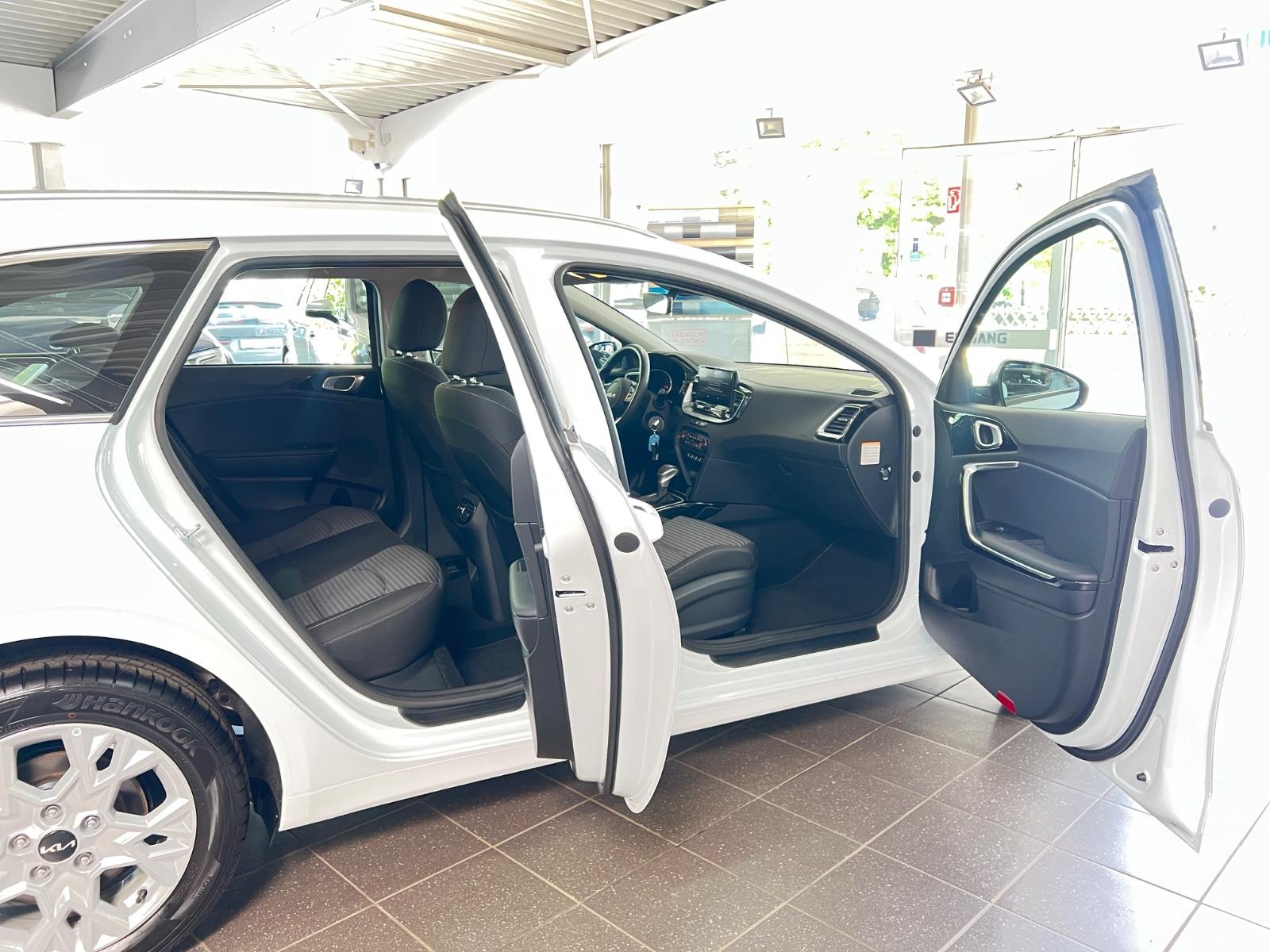 Kia Ceed Sportswagon 1.6 CRDI Vision KAM+Navi+Klima2