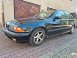 BMW 520i touring - gebrauchte BMW 5er Reihe aus dem Jahr 2000