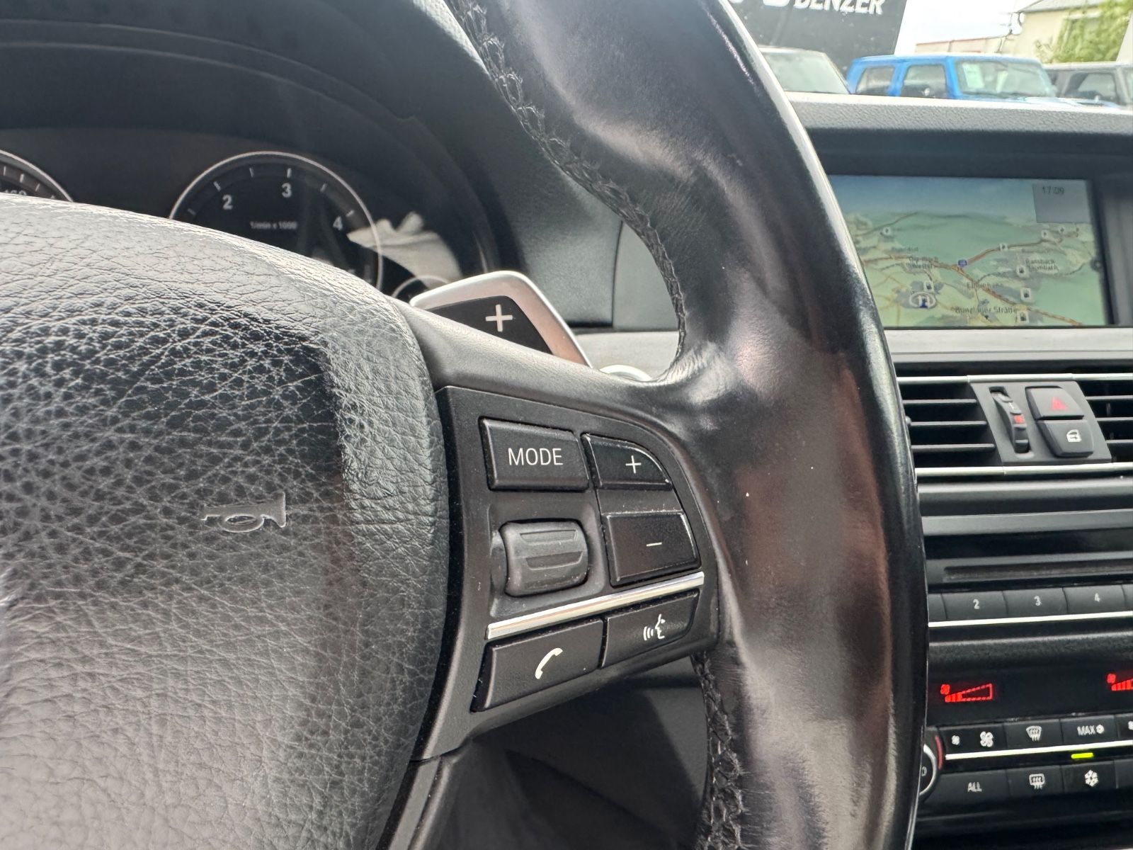 Fahrzeugabbildung BMW 535 d M-Paket/Pano/Leder/R-Cam/ACC/Memory/HUD