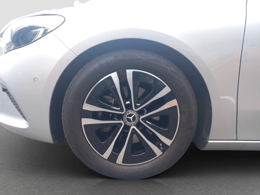 Fahrzeugabbildung Mercedes-Benz B 180 Navi*PDC*el.Heck*LED*SpurH*Virtual*SHZ*LM