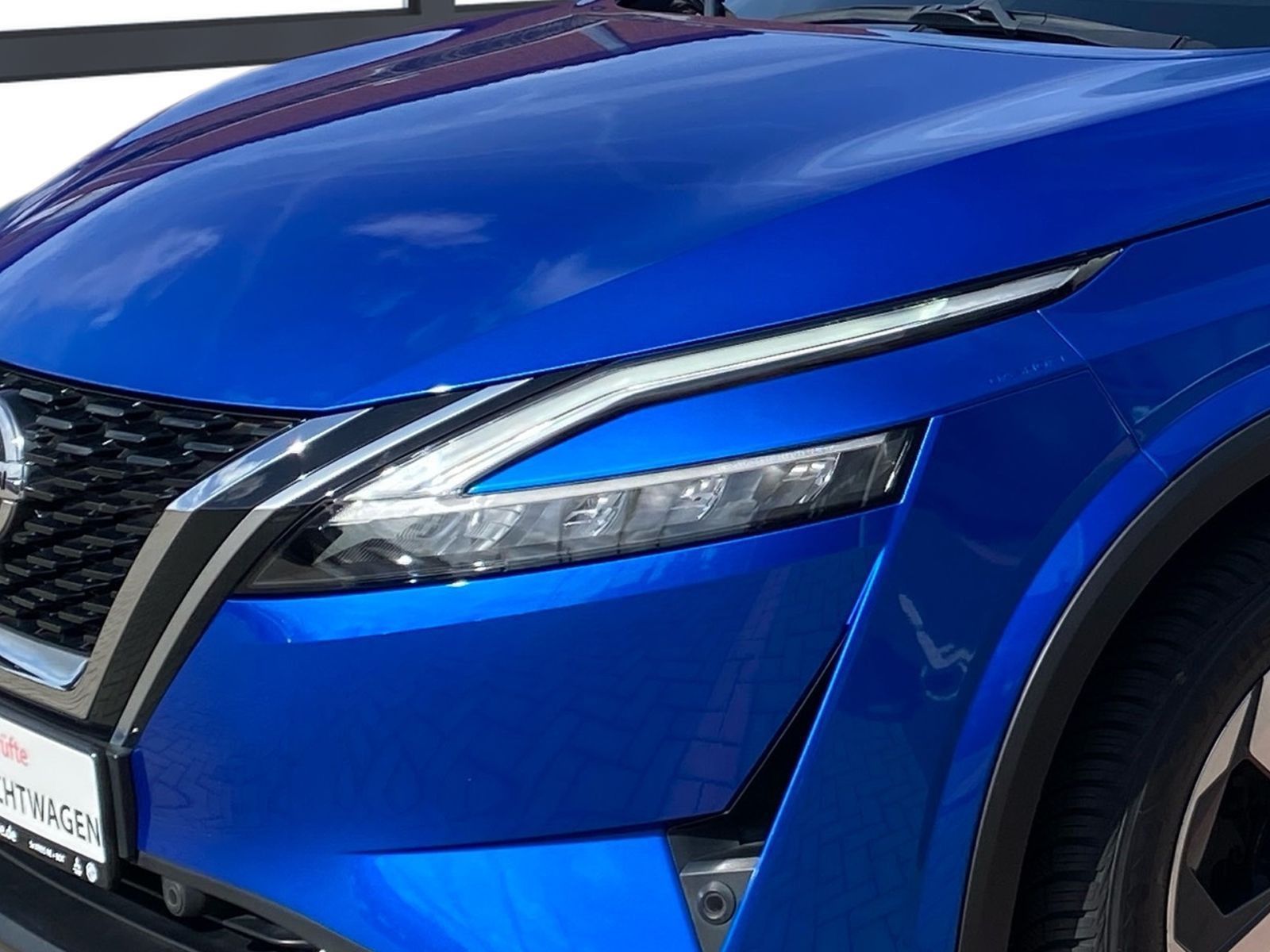 Fahrzeugabbildung Nissan Qashqai 1.3 DIG-T Automatik N-Connecta *AHK*