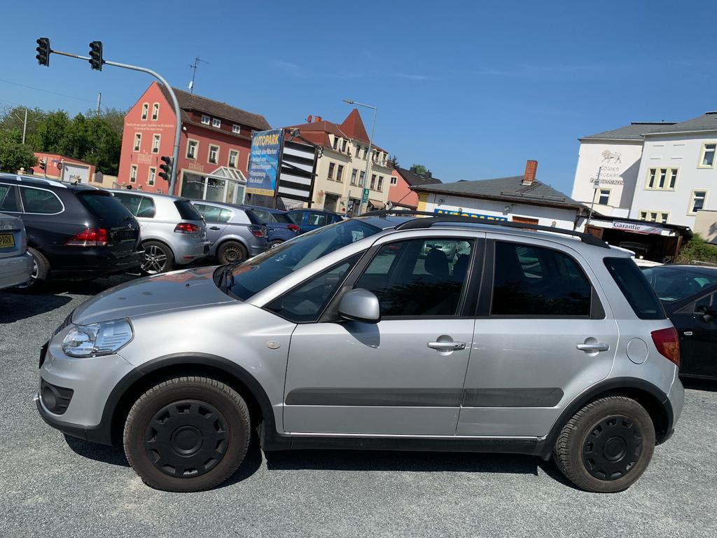 Suzuki SX4