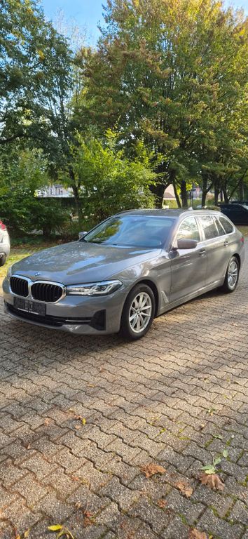 Image of BMW 520