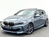BMW M135 i xDrive / NAVI/LED/ACC/PANO/H&K/GARANTIE - : Grau, Alcantara, Bordcomputer