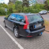 Volvo V50 DRIVe D2 AHK schwarz-met. 8-fach SR+WR - Volvo: S50