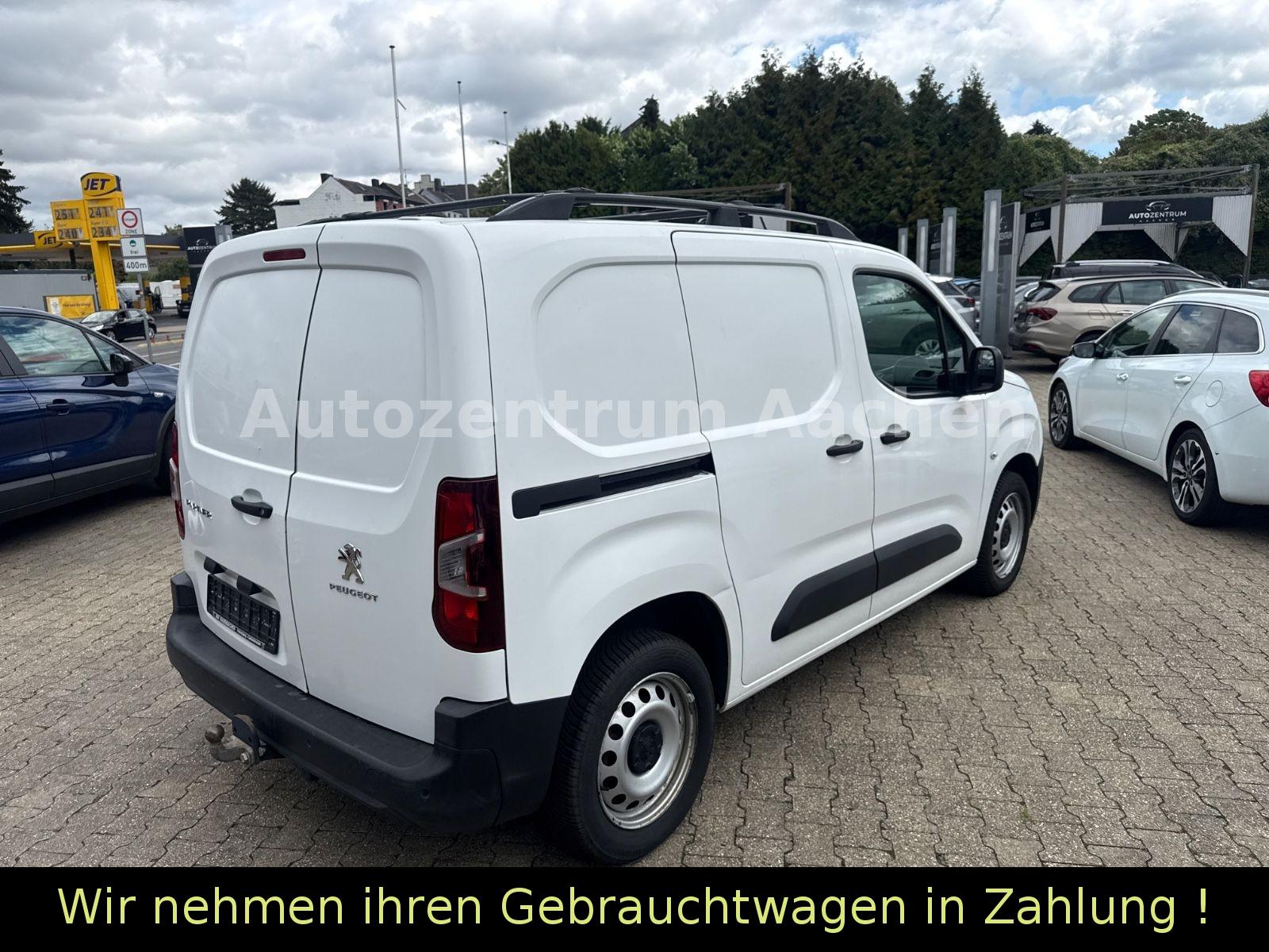Peugeot Partner Premium L1*AHK*Zahnriemen Neu*KLIMA*PDC