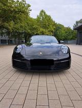 Porsche 911 Carrera S 992 neuer Motor Approved Garantie