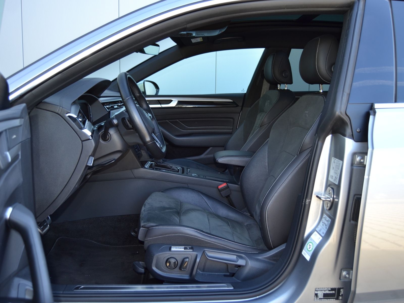 Arteon SB 2.0 TDI 200 PS 4M DSG R-Line VOLL/AHK/