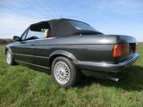 BMW e30 325i Cabrio Vfl mit H Zulassung di... - BMW 325 aus 1986: 325e