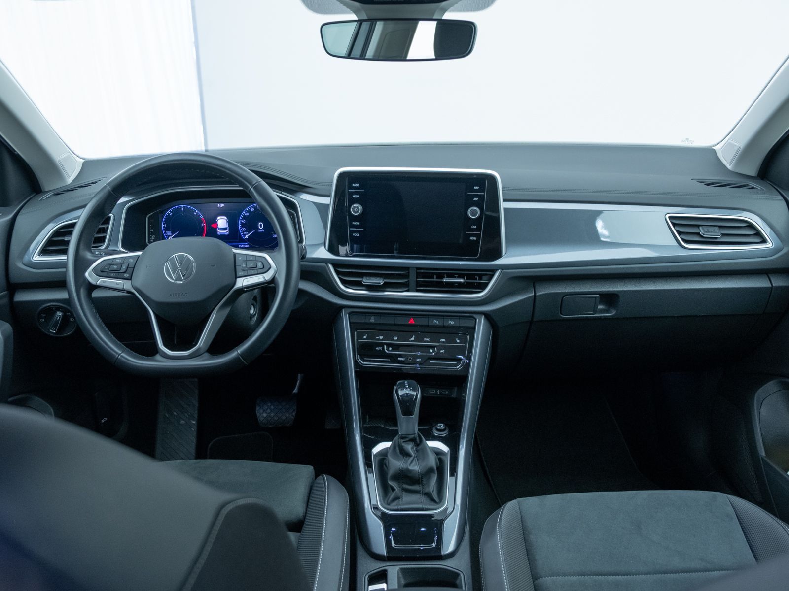 Volkswagen T-Roc - Bild 14