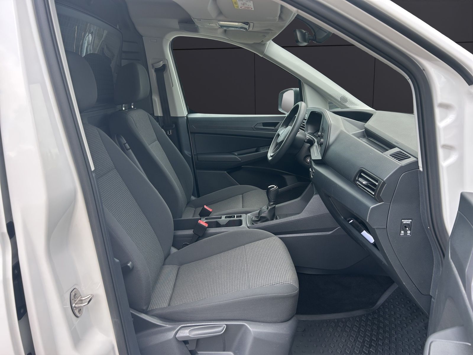 Fahrzeugabbildung Volkswagen Caddy TDI Kasten AHZV PDC KLIMA SITZH. WINTERP.