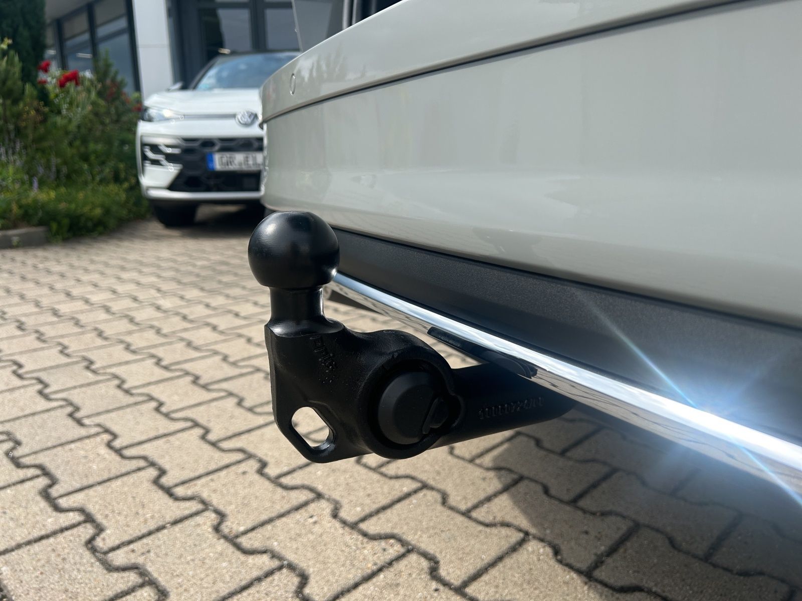 Fahrzeugabbildung SKODA Karoq 2.0 TSI Sportline 4x4 AHK MATRIX ACC