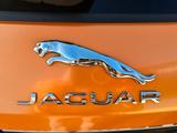 Jaguar F-Pace SVR AWD SVR Automatik SVR - Jaguar F-Pace: Svr