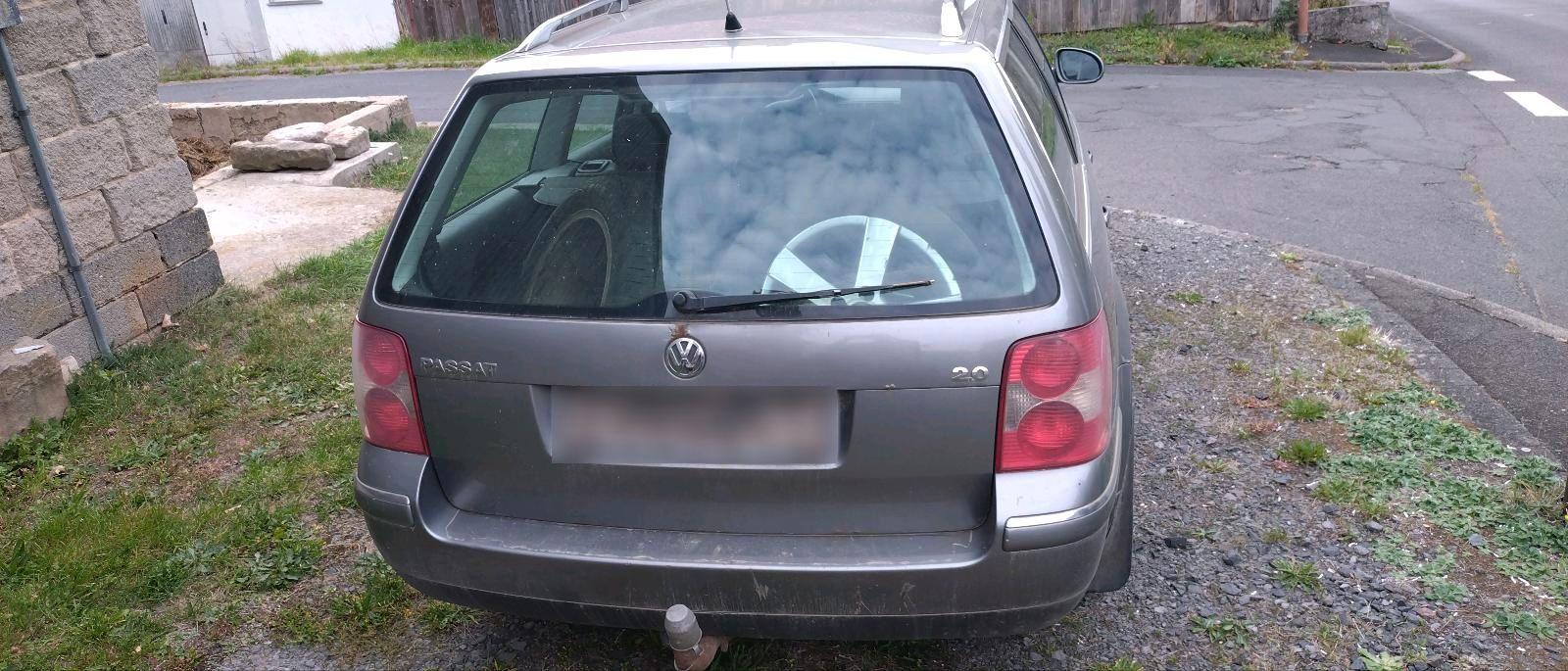 Volkswagen Passat 2005 — interior