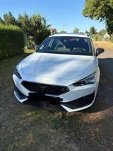 Cupra Leon 1.5 eTSI 110kW DSG Sportstourer - - Cupra Leon Gebrauchtwagen in Berlin
