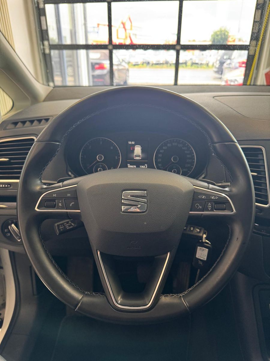Fahrzeugabbildung SEAT Alhambra Style / 1.Hand/ Scheckheft/ Navi /Klima