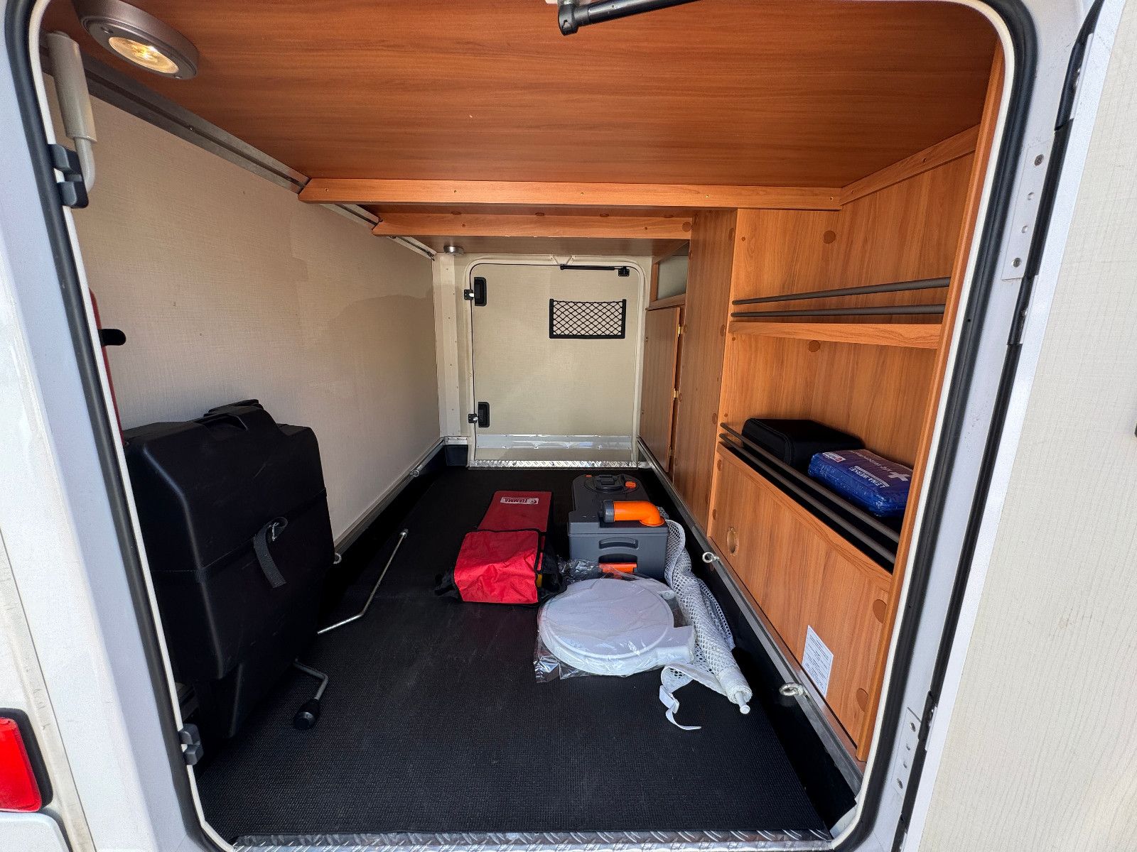 Fahrzeugabbildung HYMER / ERIBA / HYMERCAR EXSIS-T 474 EB FIAT DUCATO 1.HAND SAT TV MARKISE