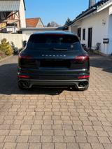 Porsche Cayenne Diesel - - Porsche Cayenne mit Diesel-Antrieb: Geländewagen