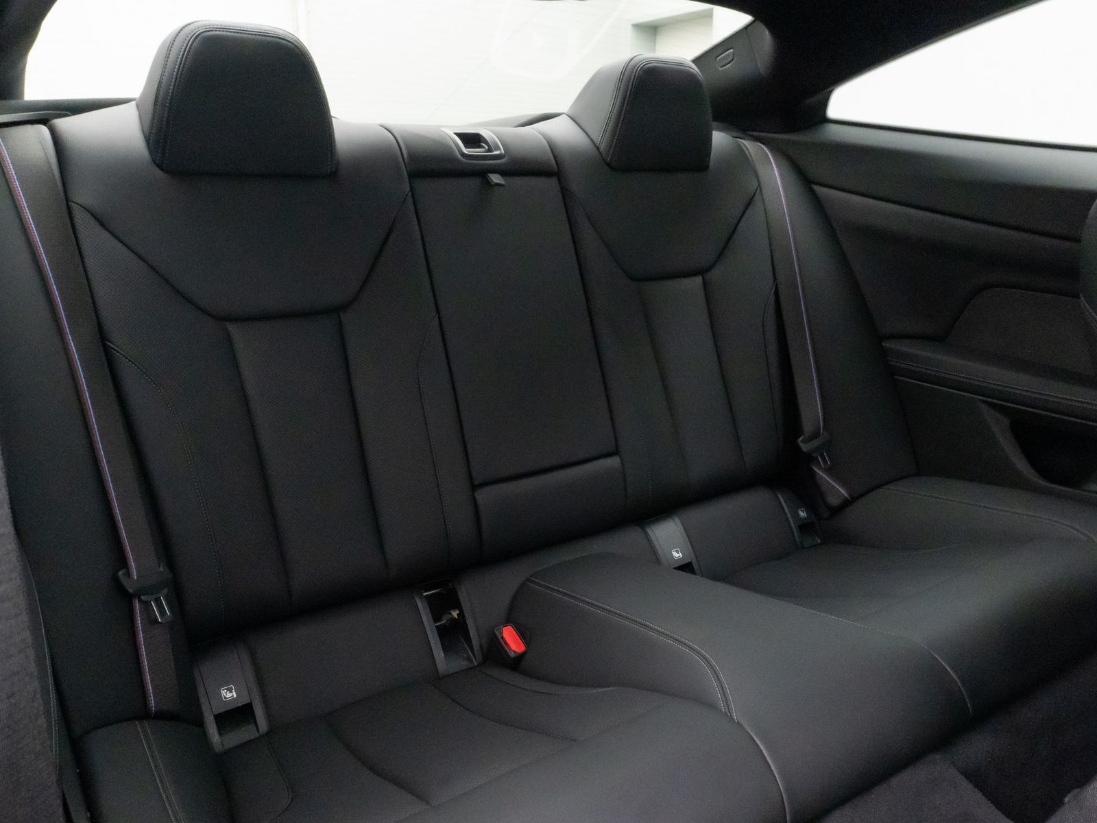 Fahrzeugabbildung BMW M440d xD Coupé 360° H/K Alarm Laser HUD DAB 19"