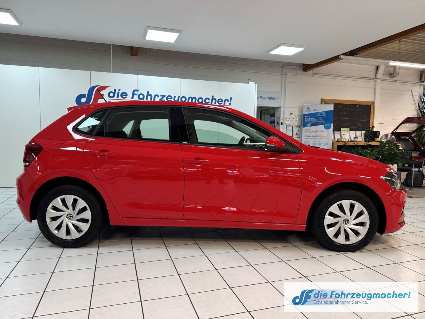 Fahrzeugabbildung Volkswagen Polo VI Comfortline Musikstreaming DAB Notbremsa
