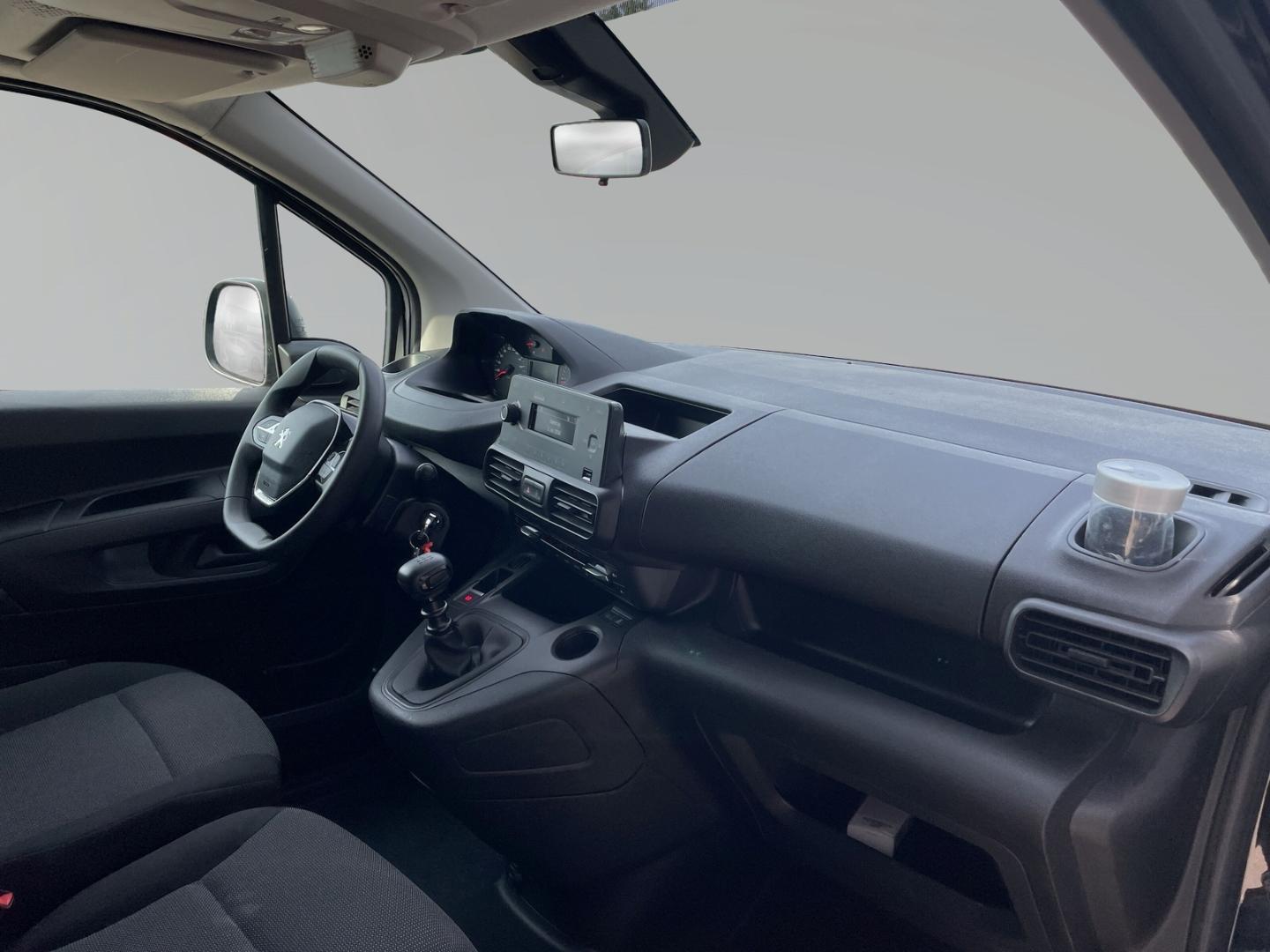 Peugeot Partner 1,5 BlueHDi 130 Premium Klima PDC Tempom