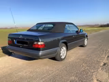 Mercedes-Benz E 220 Cabrio Top ! - Mercedes-Benz E 220 mit Benzin-Antrieb: Cabrio
