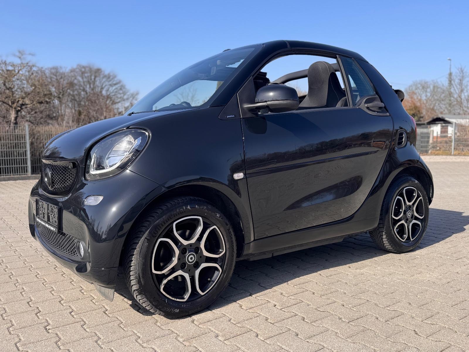 Smart ForTwo cabrio NAVI Sitzheizung Automatik
