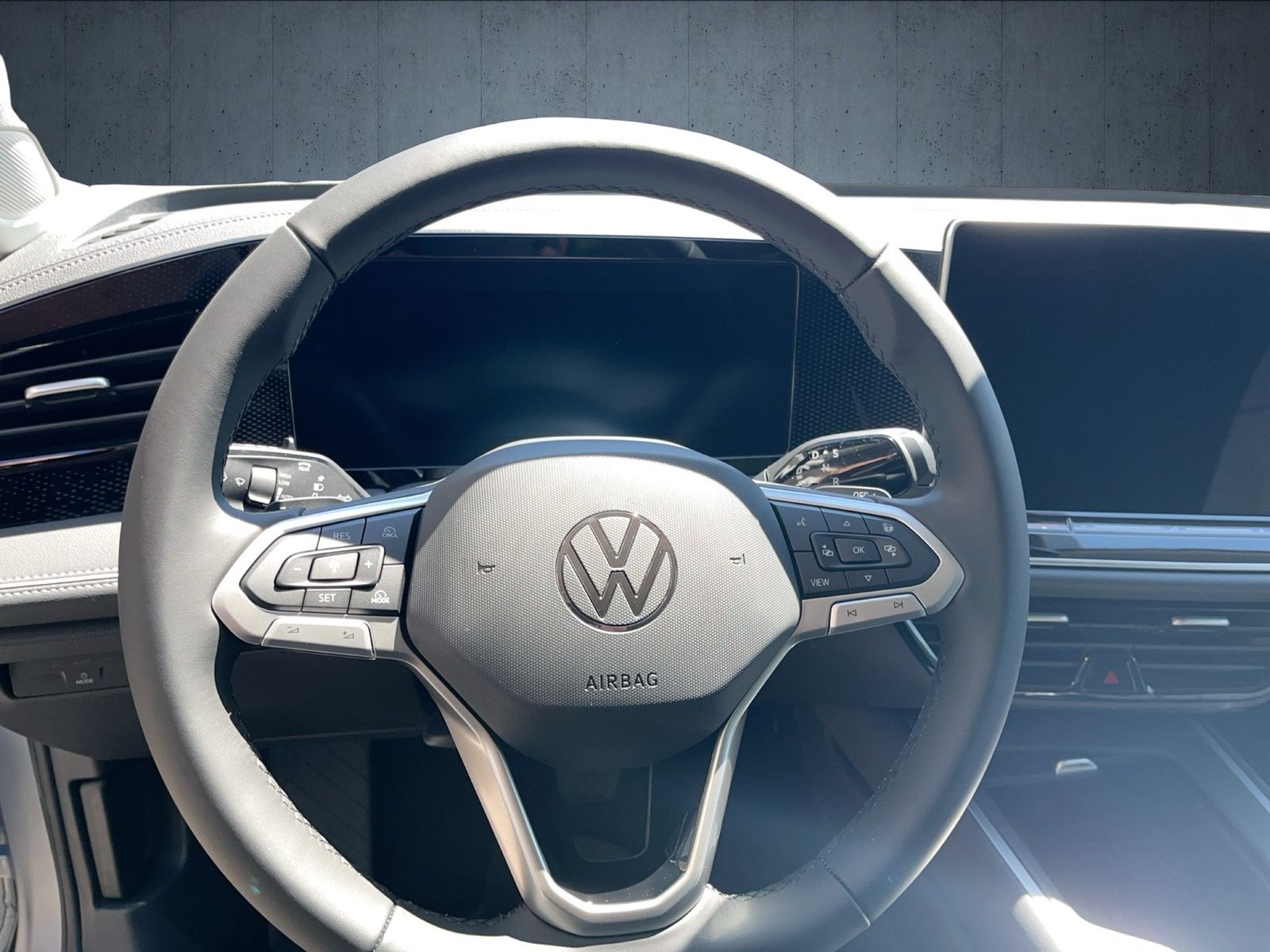 Volkswagen Passat - Bild 13