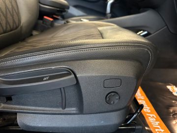 BMW X1 sDrive 18 d xLine *Fahrschule*