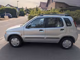 Suzuki Ignis 1.3 | 67.933 km | HU 04/28 - silberne Suzuki Ignis