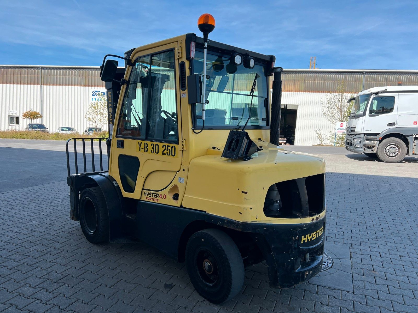 Fahrzeugabbildung Hyster H4.0 FT6 / Verstellgerät / HH:4.42m / nur 2.148h