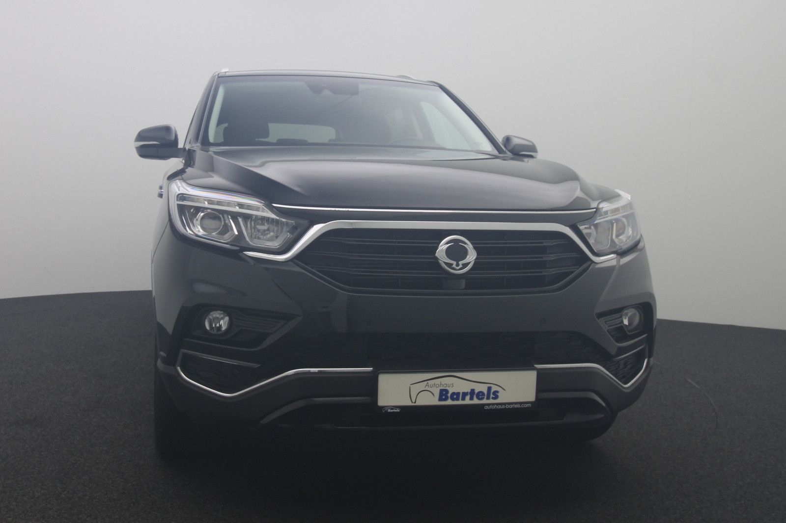Fahrzeugabbildung Ssangyong REXTON 2.2 4WD AT QUARTZ+Comfort-Paket AHK 3.5T