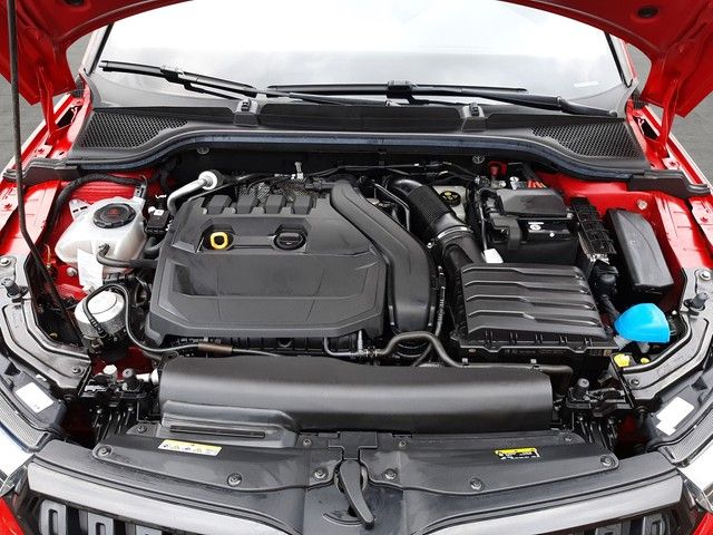 Fahrzeugabbildung Skoda Kamiq Monte Carlo 1.5TSI DSG Navi Pano 18" ACC