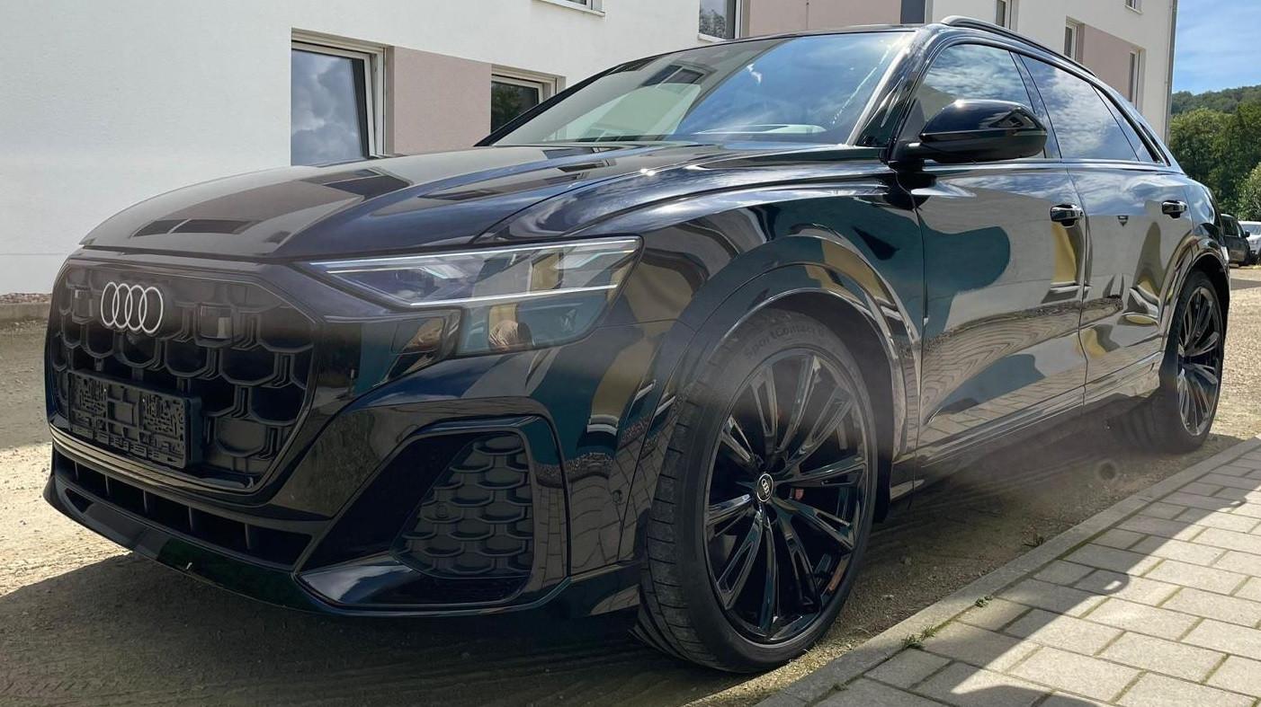 Audi Q8+S-LINE+23"+PANO+OPTIK PACK+LEDER-2200 KM!