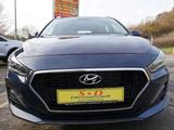 Hyundai i30 cw Navi PDC AHK - Hyundai i30 mit Anhängerkupplung
