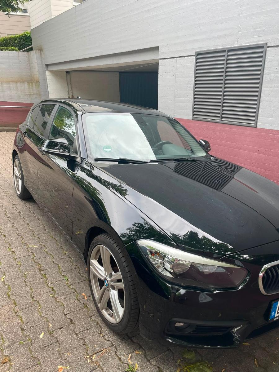 BMW 118i Advantage| EZ 2017 | 136 PS 