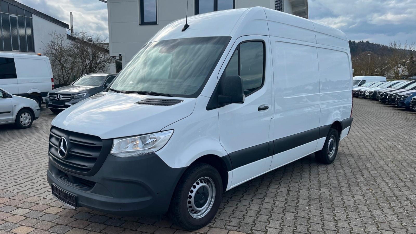 Mercedes-Benz Sprinter Kasten 317 L2H2 Klima Navi Kamera Tempo