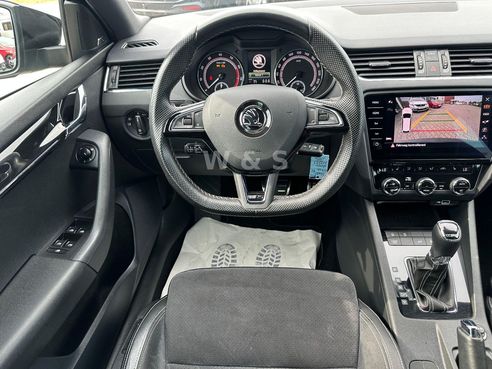 Skoda Octavia Combi RS 245 PS*DSG*LED*APPLE-CAR*