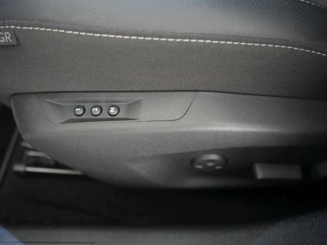 Astra L ST ULTIMATE AT+LED LICHT+NAVI+360 GRAD K